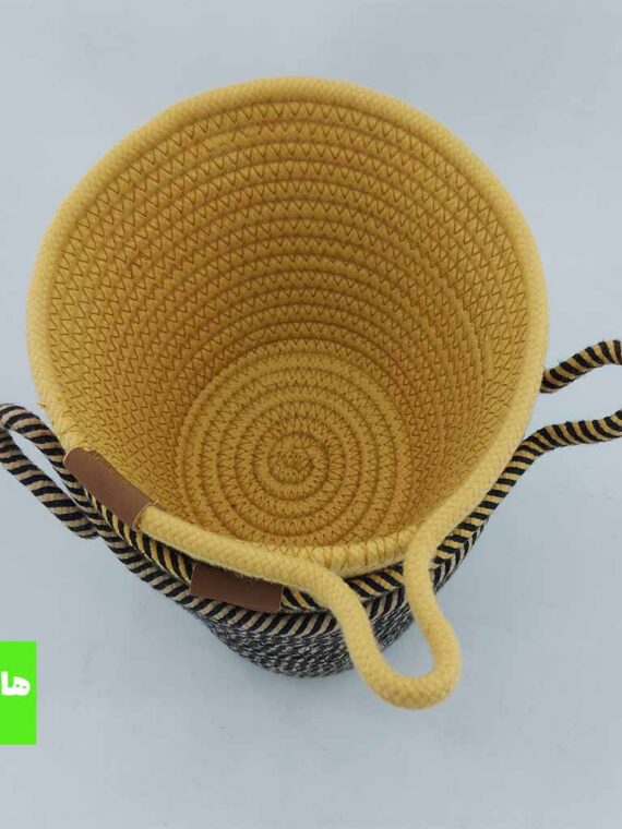 Big funnel bowl with braided handle-